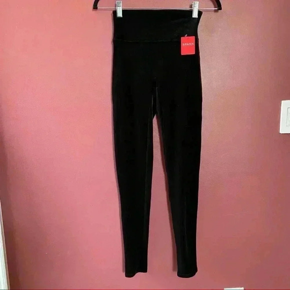 SPANX Velvet Leggings - Picture 1 of 9
